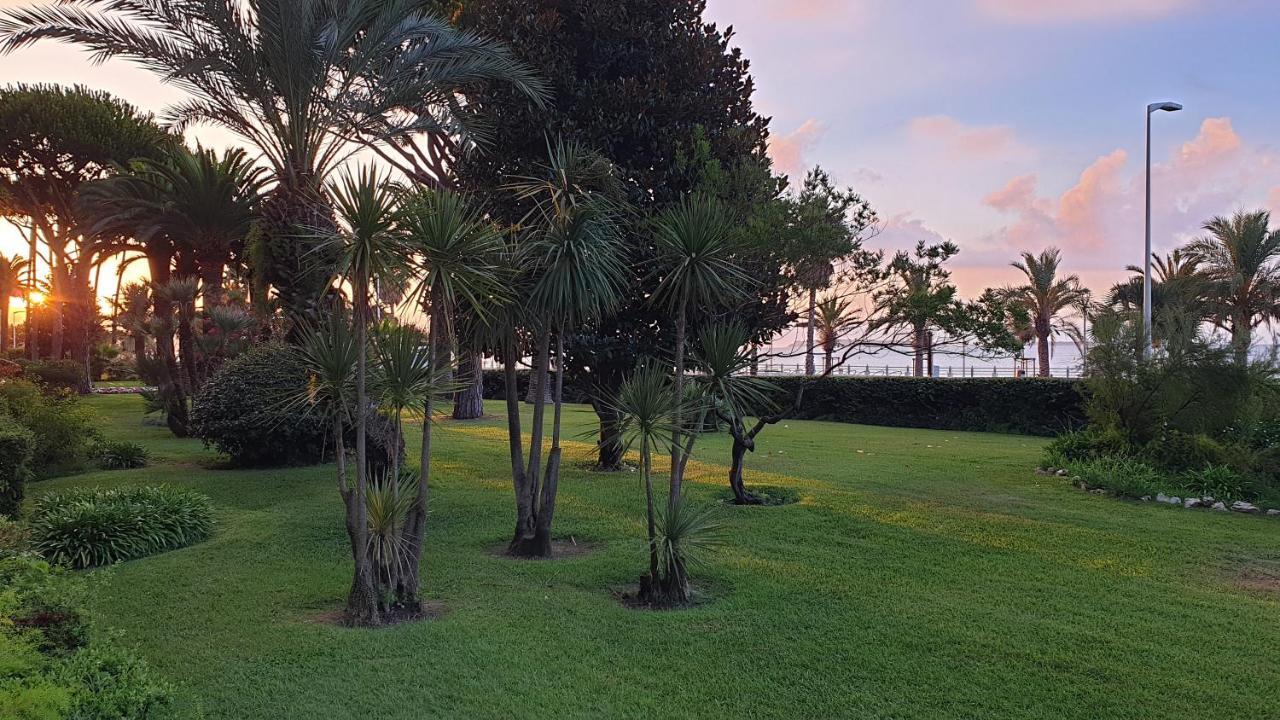 Garden&beach sea view apartment Cannes Buitenkant foto